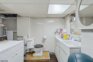 112 Jefferson Pl, Totowa, NJ 07512 - Photo 23