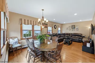 112 Jefferson Pl, Totowa, NJ 07512 - Photo 5