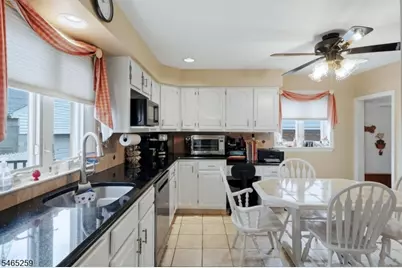 112 Jefferson Pl, Totowa, NJ 07512 - Photo 11