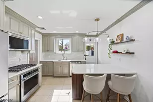 2766 Larchmont Rd, Union Township, NJ 07083 - Photo 9
