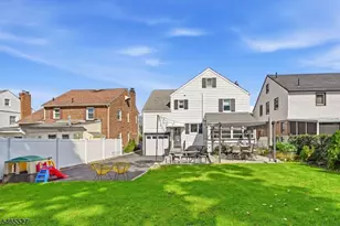 2766 Larchmont Rd, Union Township, NJ 07083 - Photo 35