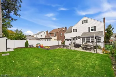 2766 Larchmont Rd, Union Township, NJ 07083 - Photo 35