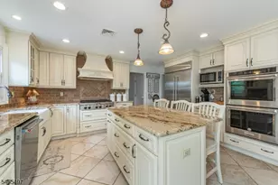 178 Webster Dr, Wayne, NJ 07470 - Photo 17