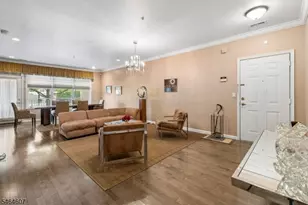 3109 Pointe Gate Dr, Livingston Twp., NJ 07039 - Photo 3