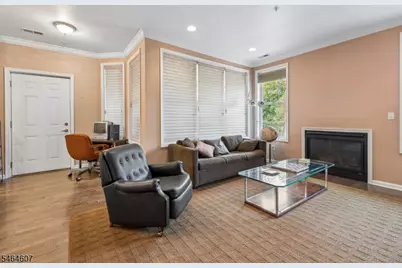 3109 Pointe Gate Dr, Livingston Twp., NJ 07039 - Photo 3