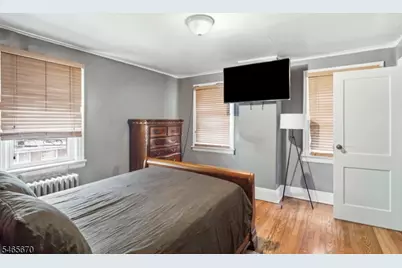 281 Smith St, Newark, NJ 07106 - Photo 11