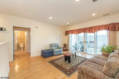 10323 Warrens Way #323, Wanaque, NJ 07465 - Photo 3