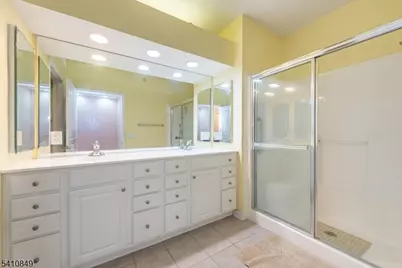 10323 Warrens Way #323, Wanaque, NJ 07465 - Photo 17