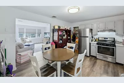 107 Crosby Ave, Totowa, NJ 07512 - Photo 23