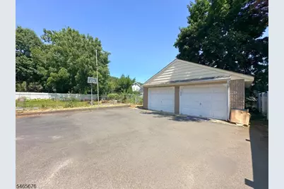 120 Fenner Ave #2, Clifton, NJ 07013 - Photo 3