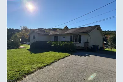 196 Decker Pond Rd, Green Township, NJ 07821 - Photo 1
