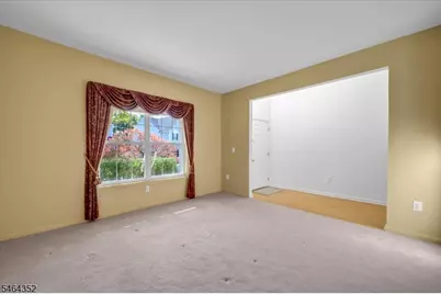 21 Reinhart Way, Bridgewater, NJ 08807 - Photo 7