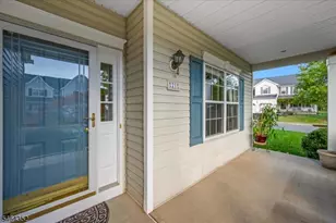21 Reinhart Way, Bridgewater, NJ 08807 - Photo 3