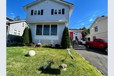 92 Bradford Ave, Little Falls Township, NJ 07424 - Photo 1