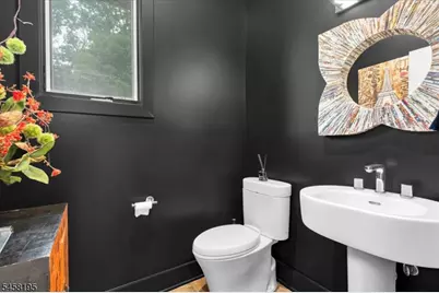 25 Oakwood Dr, New Providence, NJ 07974 - Photo 3