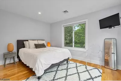 25 Oakwood Dr, New Providence, NJ 07974 - Photo 25