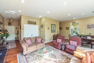 1313 4 Seasons Dr, Wayne, NJ 07470 - Photo 11