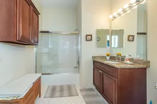 1313 4 Seasons Dr, Wayne, NJ 07470 - Photo 19