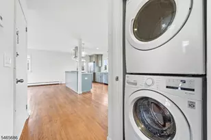 15 Monroe Pl, Montclair, NJ 07042 - Photo 17