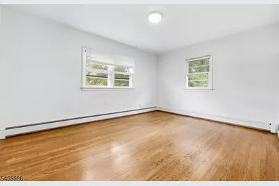 15 Monroe Pl #2, Montclair, NJ 07042 - Photo 11