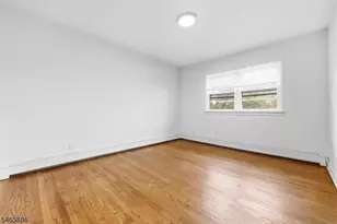 15 Monroe Pl, Montclair, NJ 07042 - Photo 9