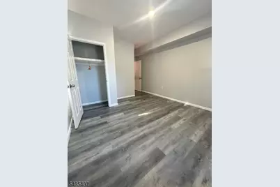 10 Walter Pl, Irvington, NJ 07111 - Photo 5