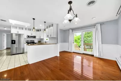 9 Shetland Dr, Clark Township, NJ 07066 - Photo 5