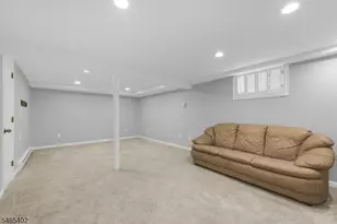 9 Shetland Dr, Clark Township, NJ 07066 - Photo 15