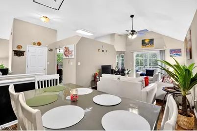 48 Waugh Ct #48, Bridgewater Twp., NJ 08807 - Photo 3