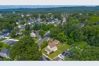 1746 Elk St, Piscataway Township, NJ 08854 - Photo 13