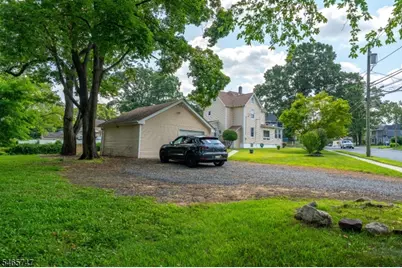 1746 Elk St, Piscataway Township, NJ 08854 - Photo 5
