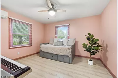 103 Iroquois Ave, Parsippany, NJ 07034 - Photo 17