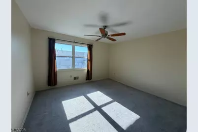 2707 Merrywood Dr, Edison, NJ 08817 - Photo 23