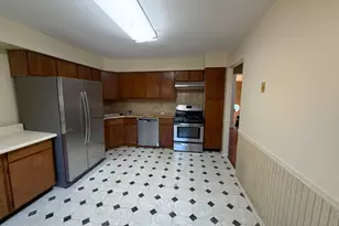 2707 Merrywood Dr, Edison, NJ 08817 - Photo 17