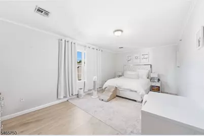 208 Oak St, Elizabeth, NJ 07201 - Photo 11