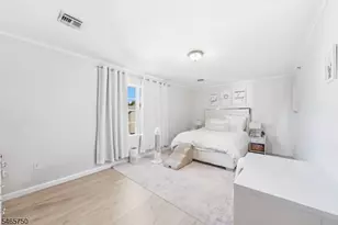 208 Oak St, Elizabeth, NJ 07201 - Photo 11