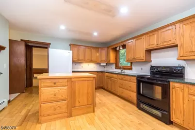 265 Anderson Rd, Bethlehem Township, NJ 08809 - Photo 3