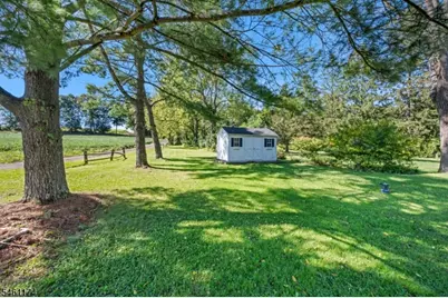 132 Valley Station Rd, Bethlehem Township, NJ 08802 - Photo 5