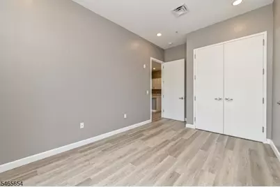 271 Millburn Ave #2D, Millburn, NJ 07041 - Photo 13