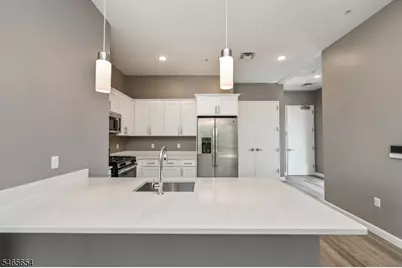 271 Millburn Ave #2D, Millburn, NJ 07041 - Photo 5