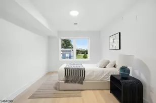 647 S 10th St, Newark, NJ 07108 - Photo 27