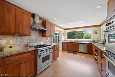 67 Vreeland Ave, Nutley, NJ 07110 - Photo 11