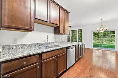 305 Waterview Ct #305, Hanover Township, NJ 07927 - Photo 3