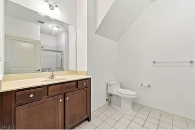 305 Waterview Ct #305, Hanover Township, NJ 07927 - Photo 23
