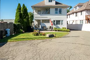 8 Cleveland St-2nd Floor, Caldwell, NJ 07006 - Photo 23