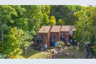 5 Steamboat Dr #4, Vernon, NJ 07462 - Photo 27