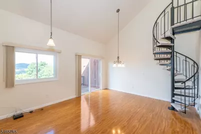 5 Steamboat Dr #4, Vernon, NJ 07462 - Photo 3