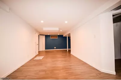 76 Orchard Dr, Clifton, NJ 07012 - Photo 5