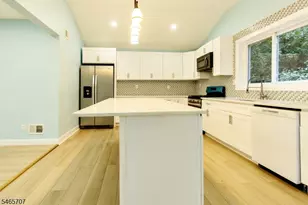 103 Vreeland Ave, Bloomingdale, NJ 07403 - Photo 5