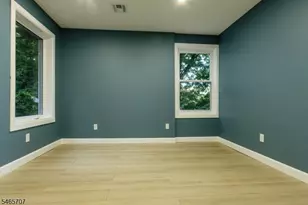 103 Vreeland Ave, Bloomingdale, NJ 07403 - Photo 17